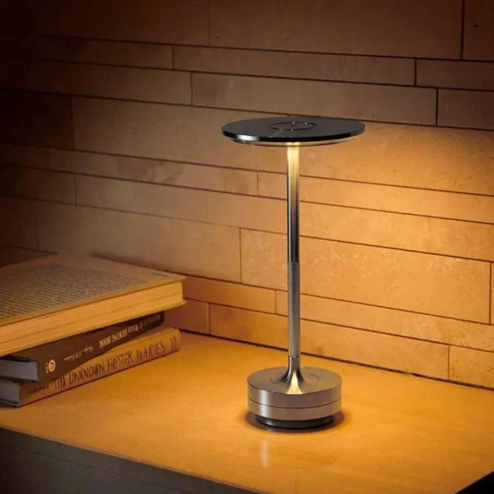 Luminária de Mesa LED Sem Fio